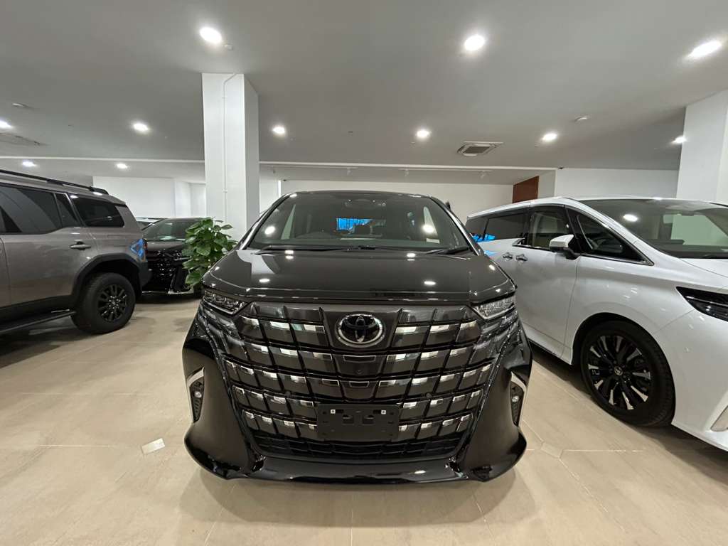 2024 Toyota Alphard Z (1569) - MAFA Holdings