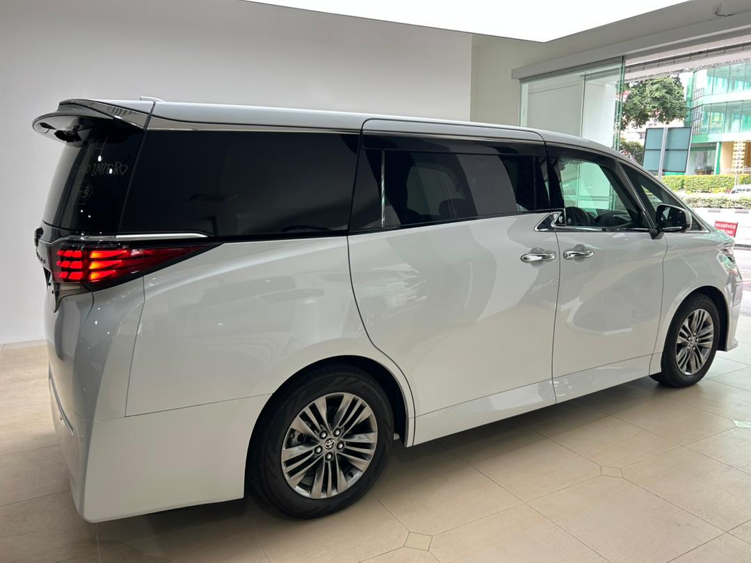 2024 Toyota Alphard Z (2913) - MAFA Holdings